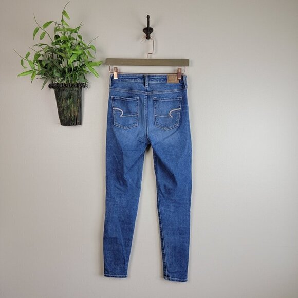 AE 0 Super Hi Rise Jegging Skinny American Eagle Medium Wash Stretch Jeans Short - Picture 11 of 13